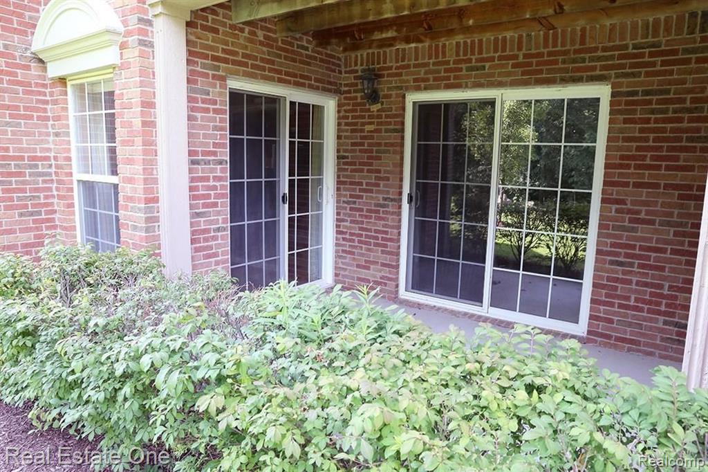3397 Tremonte Circle Rochester, MI 48306 - Photo 8 of 11