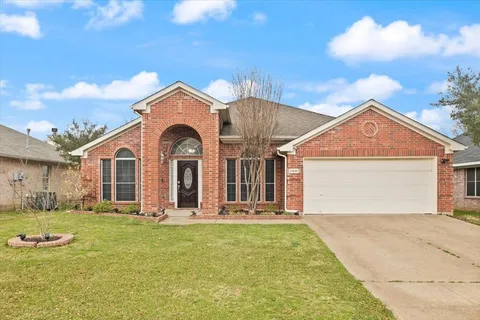 $360,000 | 6408 St Leonard Drive, Arlington, TX 76001