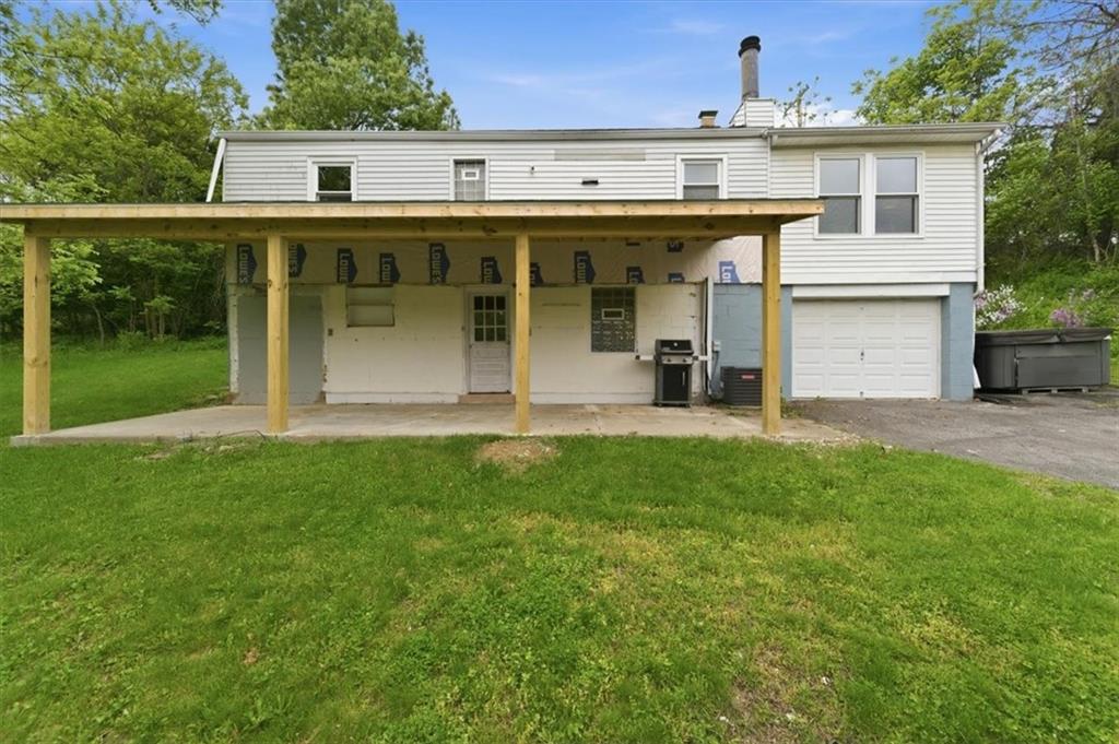 119 Planet Way McKees Rocks, PA 15136 - Photo 29 of 32