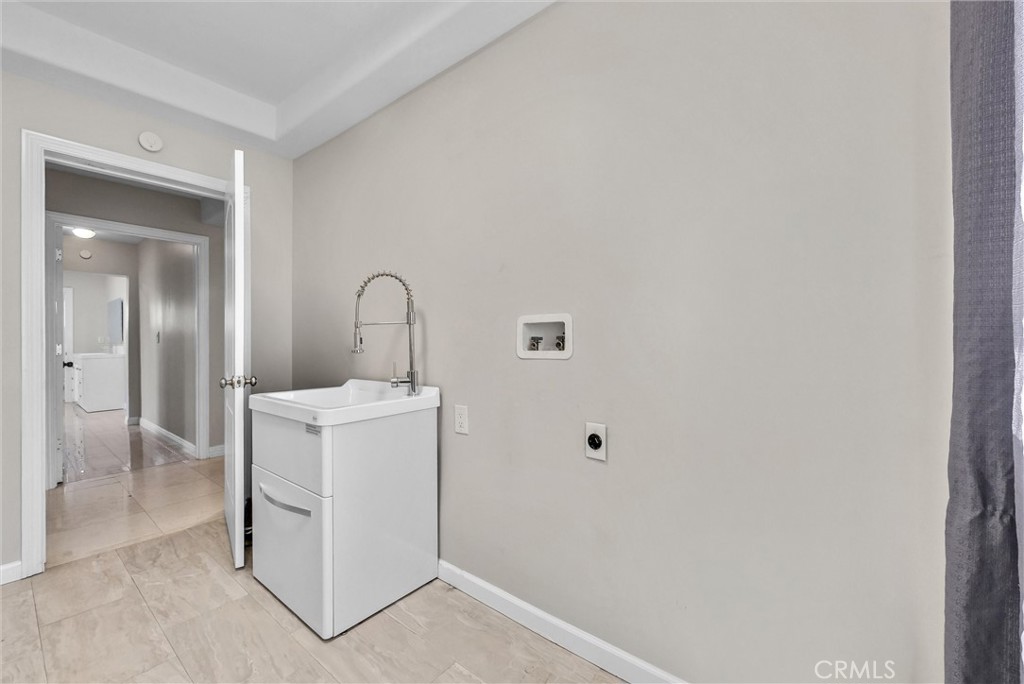 1505 Gratton Street Riverside, CA 92504 - Photo 10 of 66