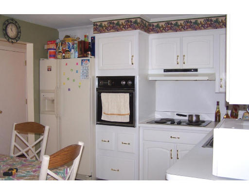 18 Niles Road Randolph, MA 02368 - Photo 5 of 11 Gallery Image 5