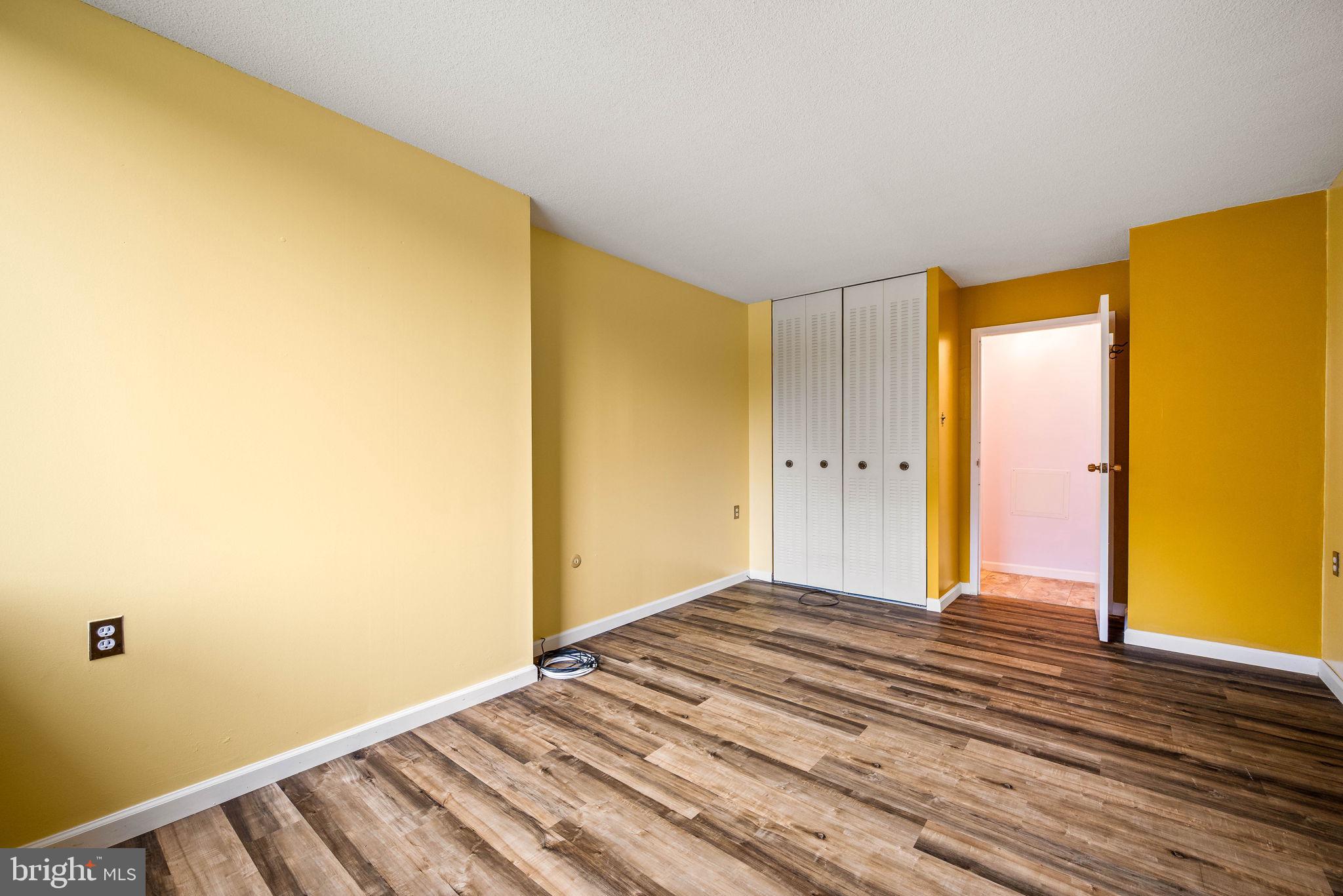 801 Yale Avenue, Unit 827 Swarthmore, PA 19081 - Photo 13 of 33 Second bedroom with closet