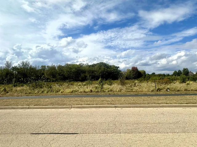 $79,900 | 5048 Smokethorn Trail, Belvidere, IL 61008