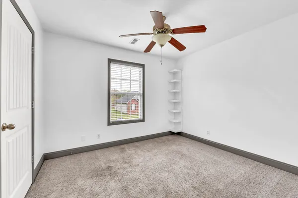 $345,000 | 410 River Heights Drive, Clarksville, TN 37040