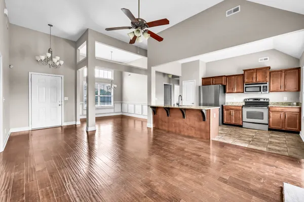 $345,000 | 410 River Heights Drive, Clarksville, TN 37040