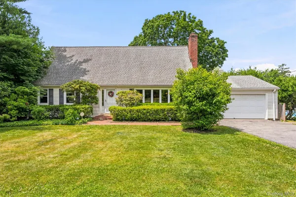 $978,000 | 133 Westlake Drive, Valhalla, NY 10595