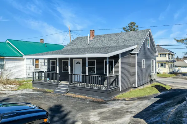 $229,900 | 16 Bennett Drive, Caribou, ME 04736