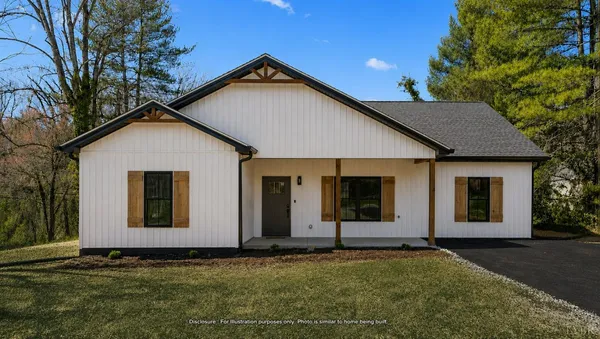 $309,900 | 1 Fox Hall Drive, Amherst, VA 24521