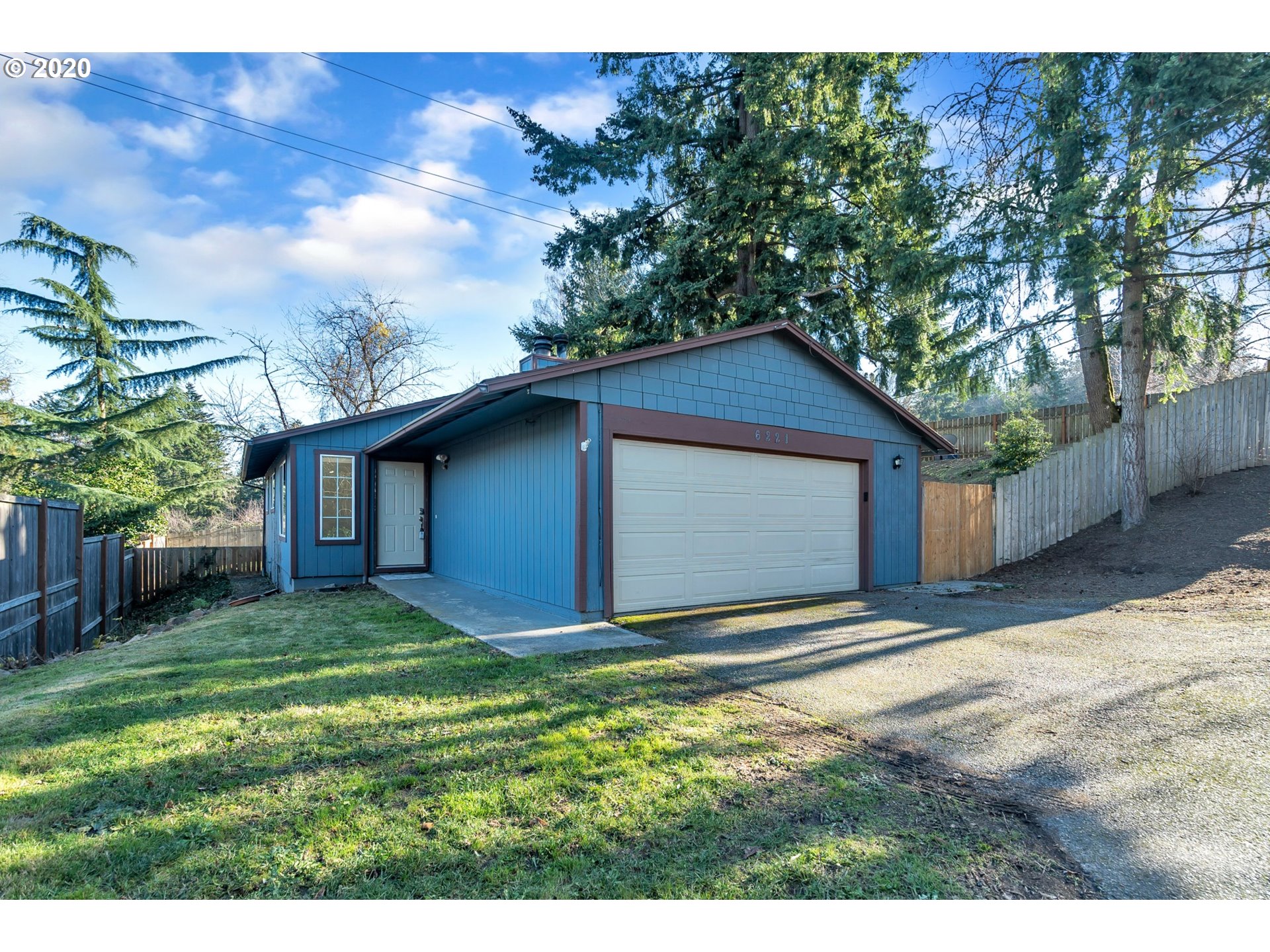 6221 Southwest Multnomah Boulevard Portland, OR 97219 - Photo 1 of 23 Gallery Image 1