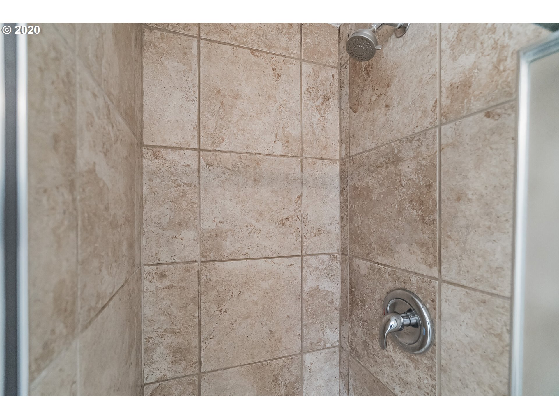 6221 Southwest Multnomah Boulevard Portland, OR 97219 - Photo 12 of 23 Gallery Image 12