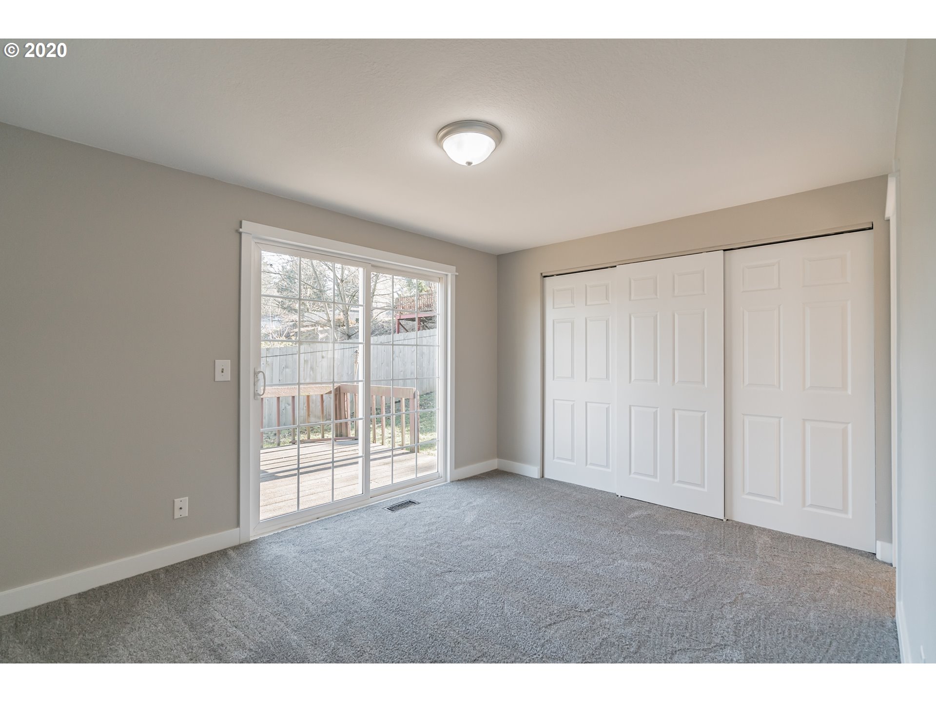 6221 Southwest Multnomah Boulevard Portland, OR 97219 - Photo 10 of 23 Gallery Image 10