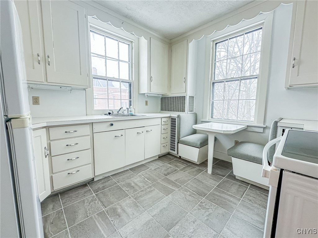 233 Cedar Street Oneida, NY 13421 - Photo 16 of 20 Apartment kitchen with new appliances