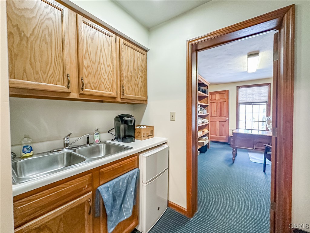233 Cedar Street Oneida, NY 13421 - Photo 9 of 20 Office kitchenette
