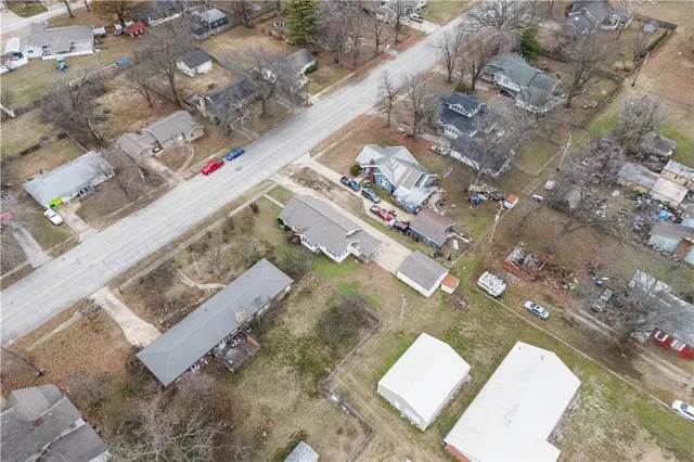 $107,000 | 911 East Main Street, Cherryvale, KS 67335