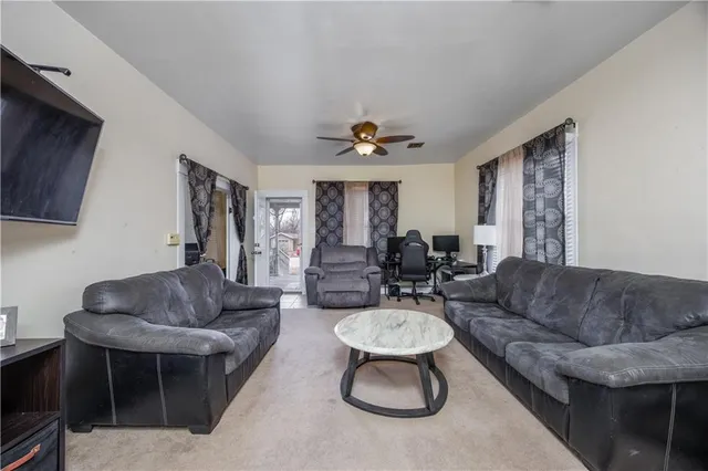 $107,000 | 911 East Main Street, Cherryvale, KS 67335