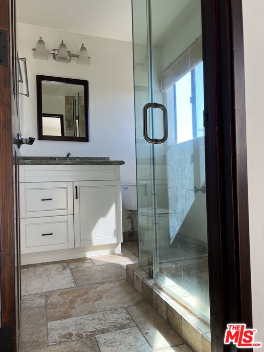 29239 Heathercliff Road, Unit 3 Malibu, CA 90265 - Photo 13 of 30