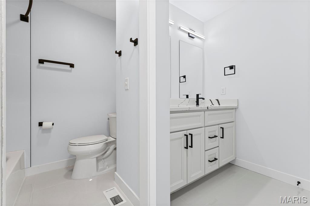 9210 Sappington Road St. Louis, MO 63126 - Photo 35 of 59