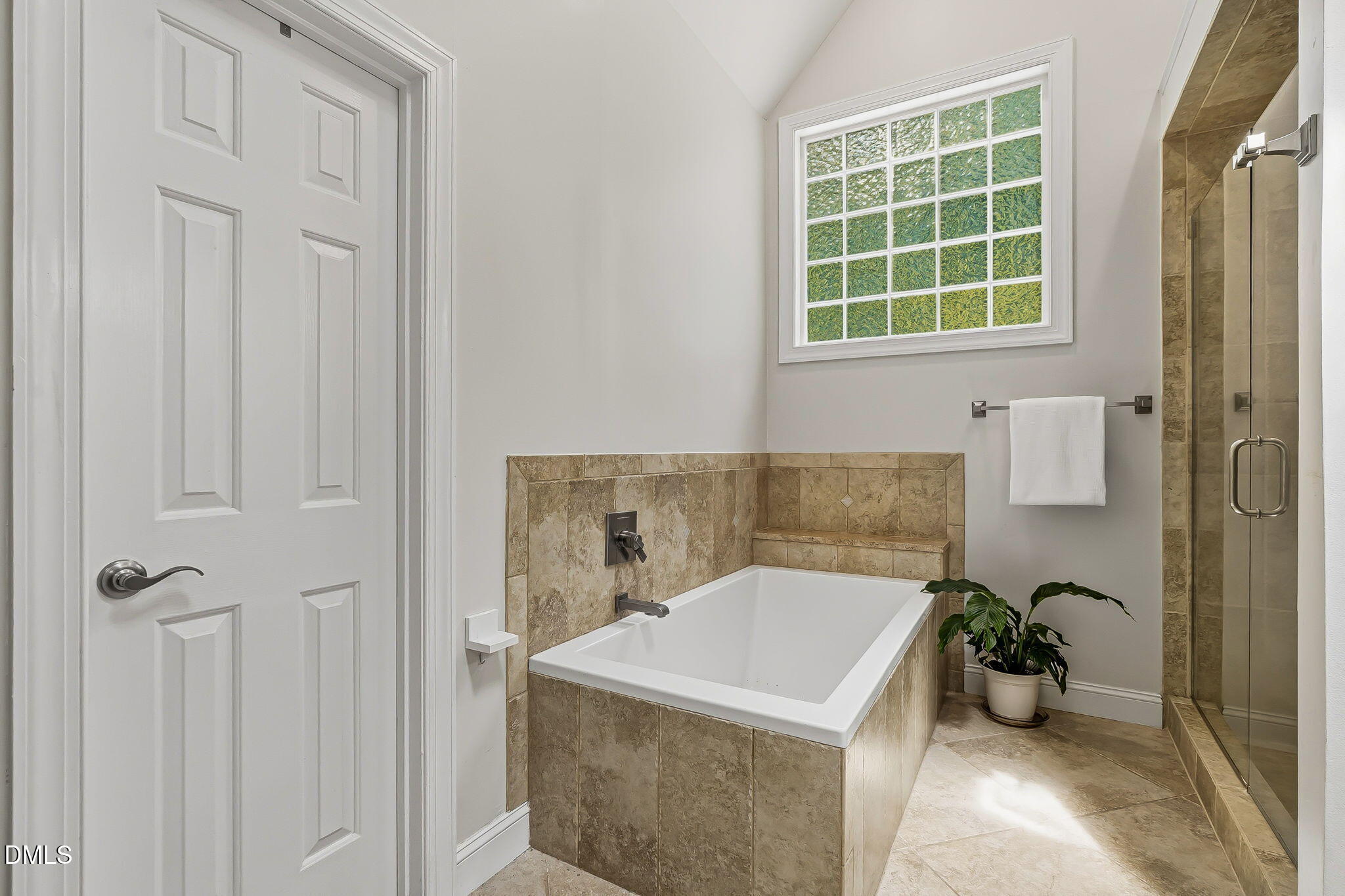 5704 Wild Orchid Trail Raleigh, NC 27613 - Photo 31 of 54