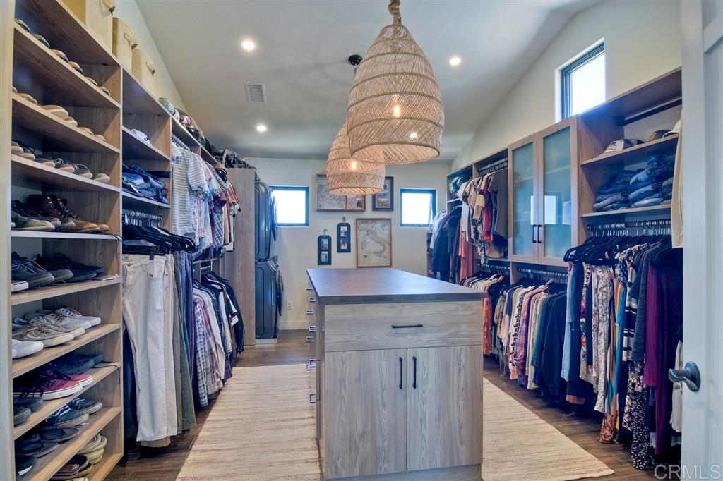 1740 Gascony Road Encinitas, CA 92024 - Photo 17 of 25