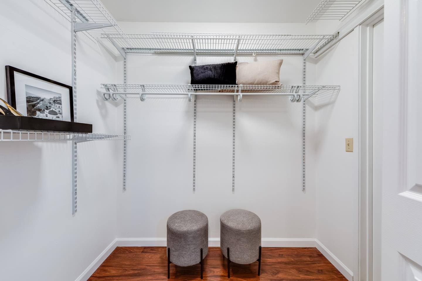 500 West Middlefield Road, Unit 97 Mountain View, CA 94043 - Photo 11 of 33 Gallery Image 11