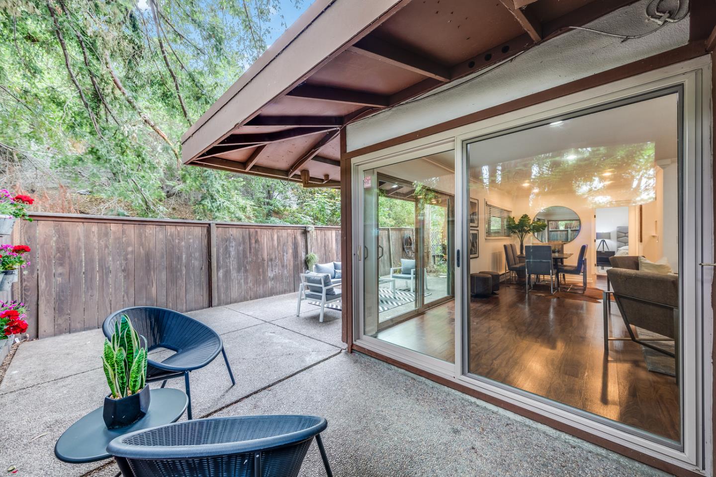 500 West Middlefield Road, Unit 97 Mountain View, CA 94043 - Photo 24 of 33 Gallery Image 24