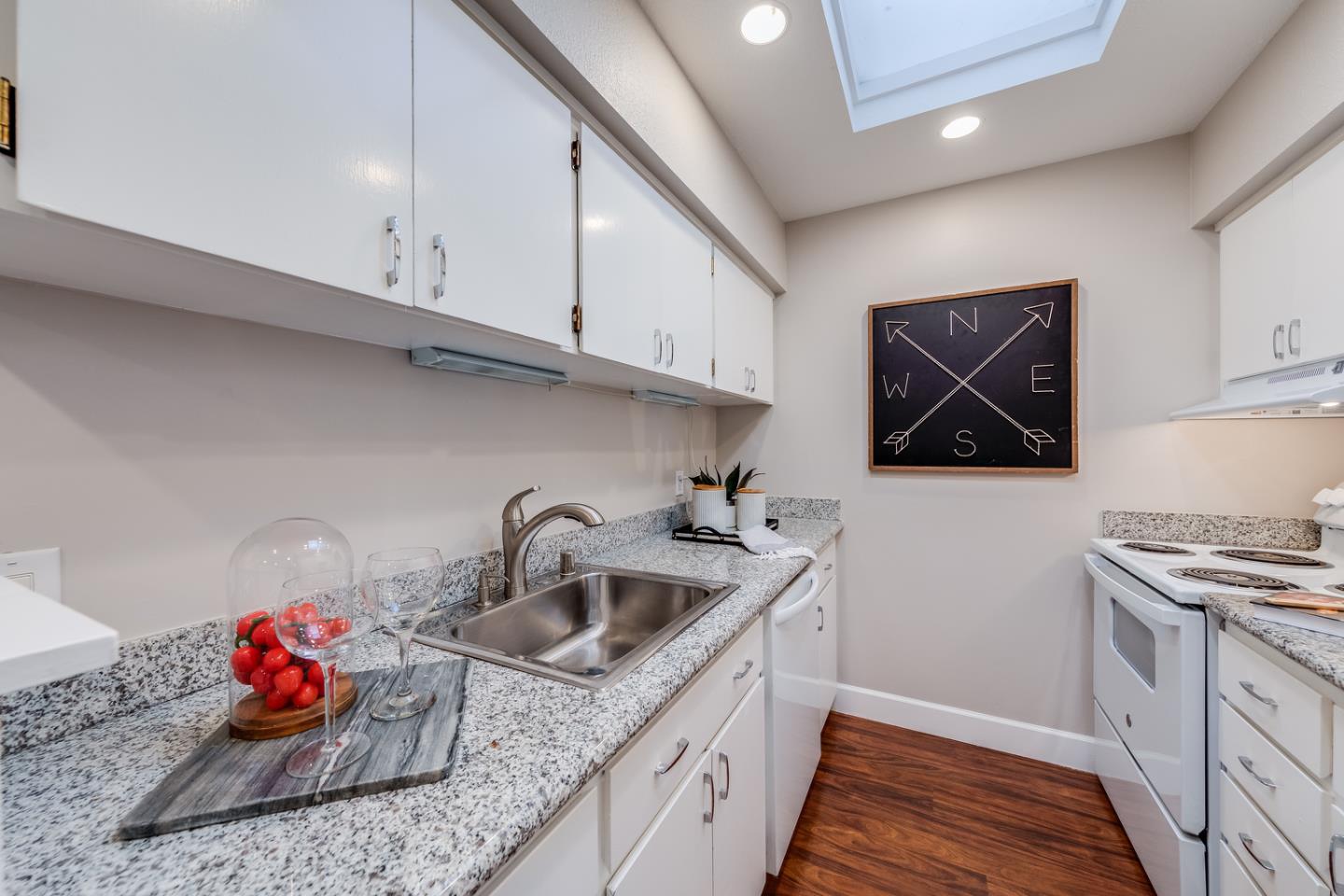 500 West Middlefield Road, Unit 97 Mountain View, CA 94043 - Photo 7 of 33 Gallery Image 7