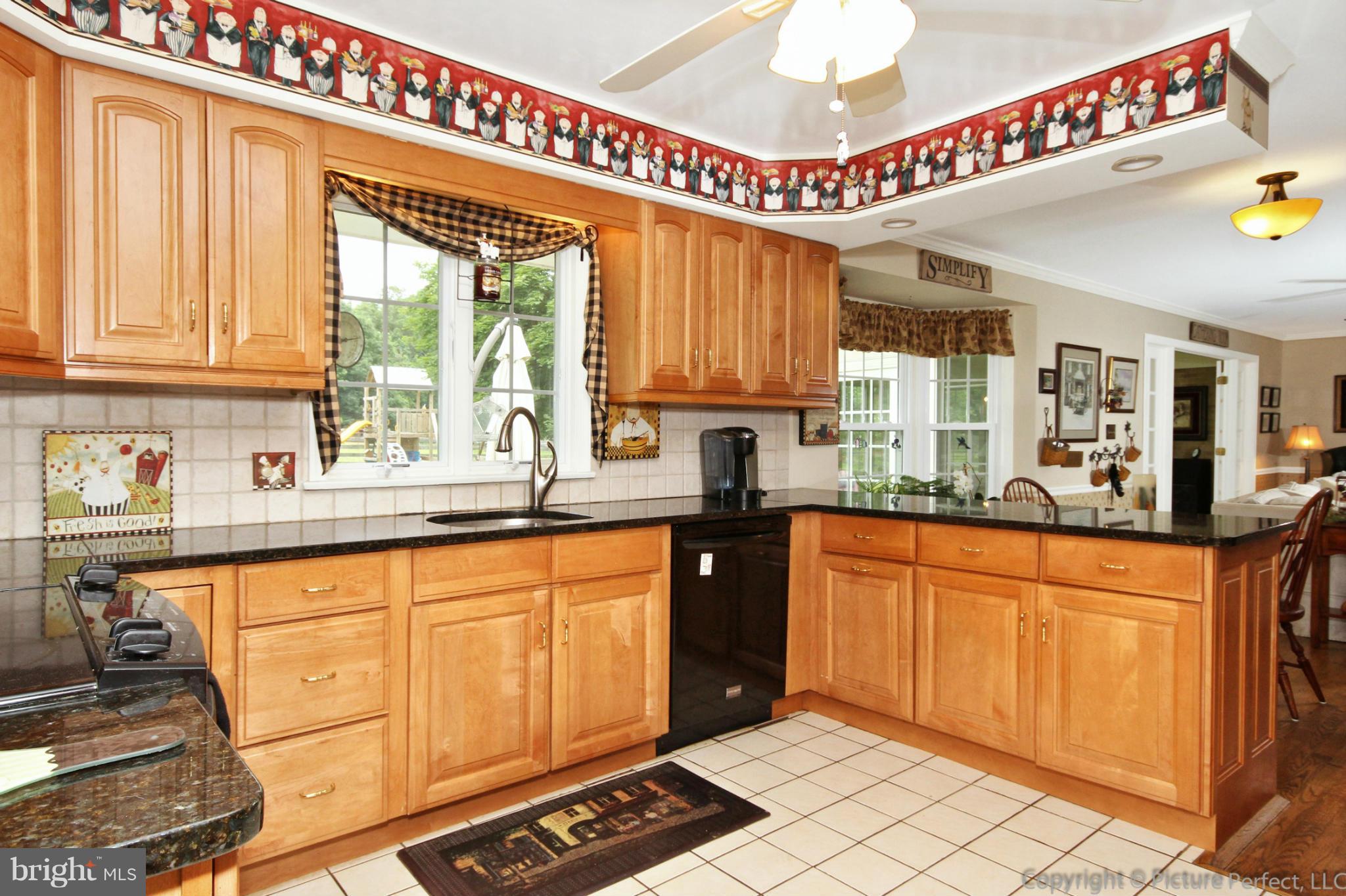 3904 Sundown Road Brookeville, MD 20882 - Photo 11 of 30 Kitchen