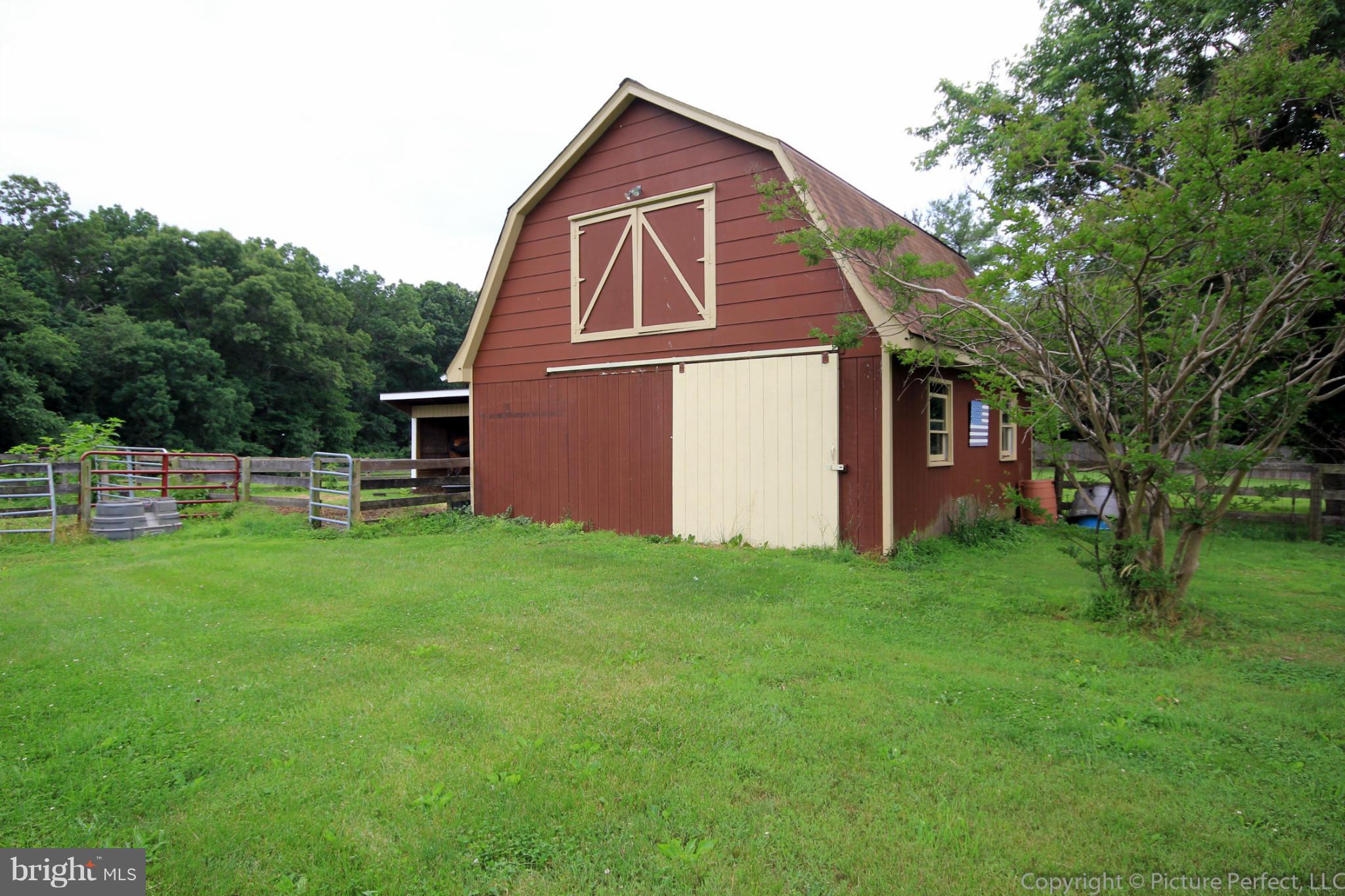 3904 Sundown Road Brookeville, MD 20882 - Photo 27 of 30 Exterior (Rear)