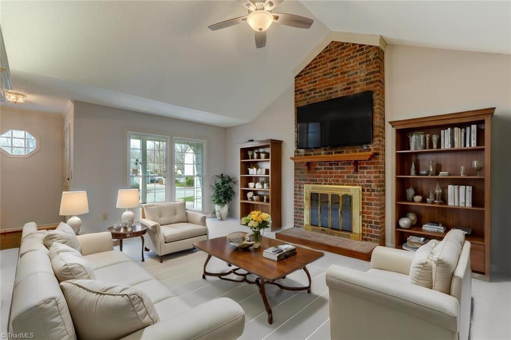 5204 Nantucket Road Greensboro, NC 27455 - Photo 9 of 41 Gallery Image 9