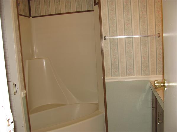 4 Michael Road, Unit 4 Franklin, MA 02038 - Photo 8 of 9 Gallery Image 8