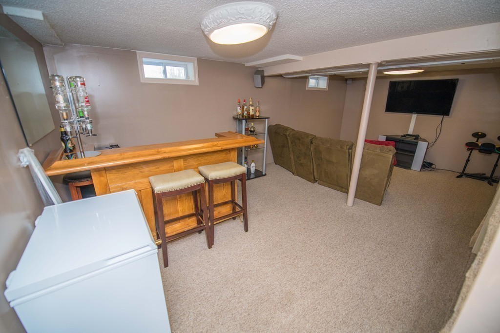 1069 Sumner Avenue Springfield, MA 01118 - Photo 14 of 15
