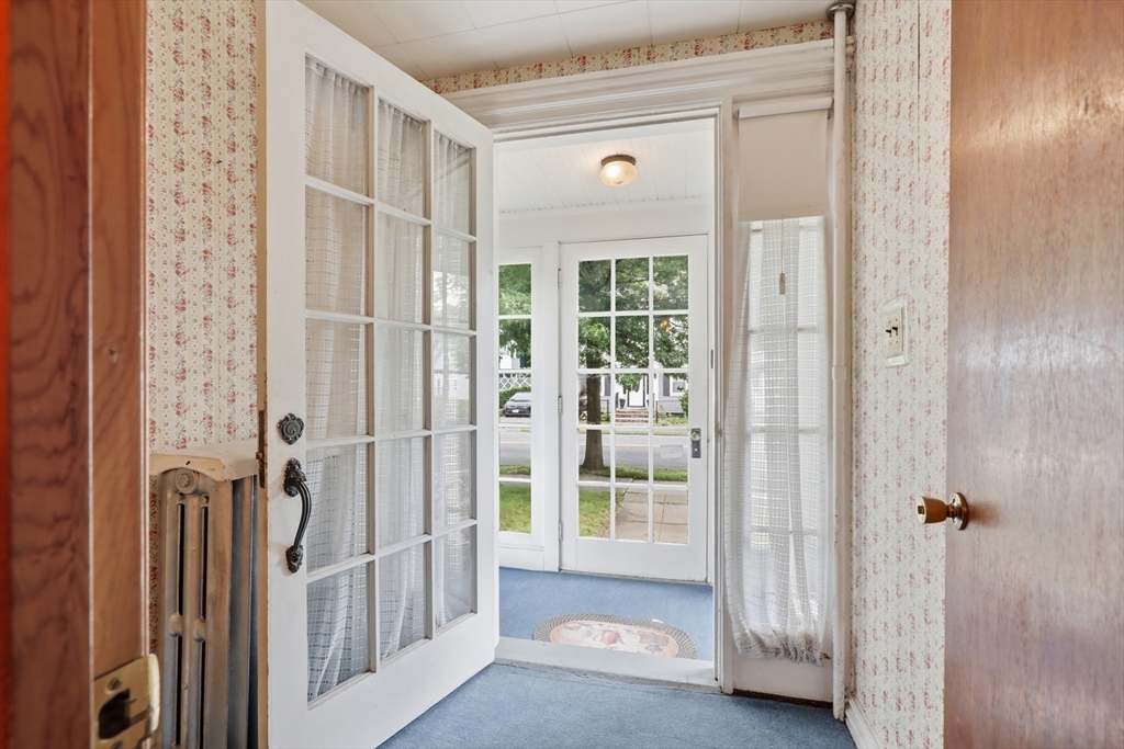 86 Main Street Saugus, MA 01906 - Photo 9 of 35
