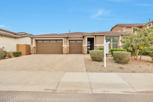 $542,000 | 7526 West Jones Avenue, Phoenix, AZ 85043