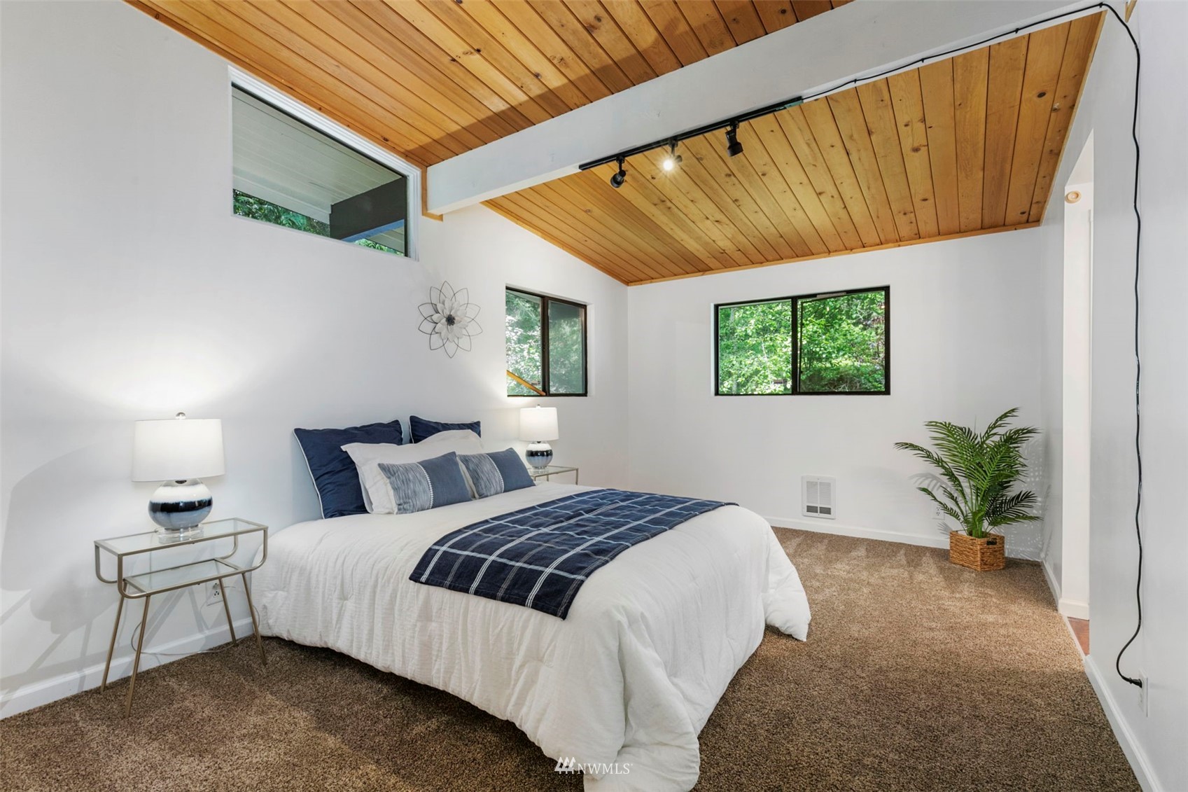 9193 Banner Road Southeast Port Orchard, WA 98367 - Photo 13 of 35 Gallery Image 13