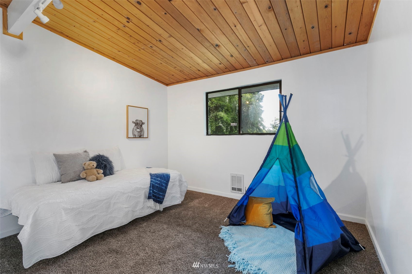 9193 Banner Road Southeast Port Orchard, WA 98367 - Photo 18 of 35 Gallery Image 18