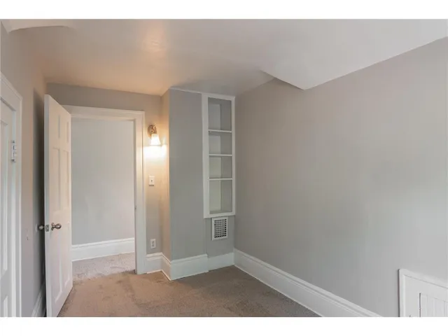 $2,599 | 188 Wyoming Street East, St. Paul, MN 55107