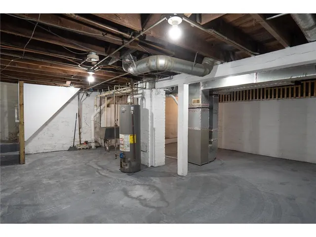 $2,599 | 188 Wyoming Street East, St. Paul, MN 55107