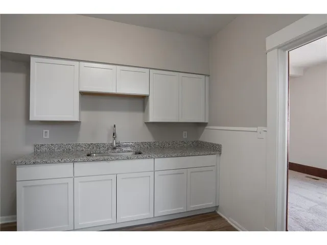 $2,599 | 188 Wyoming Street East, St. Paul, MN 55107