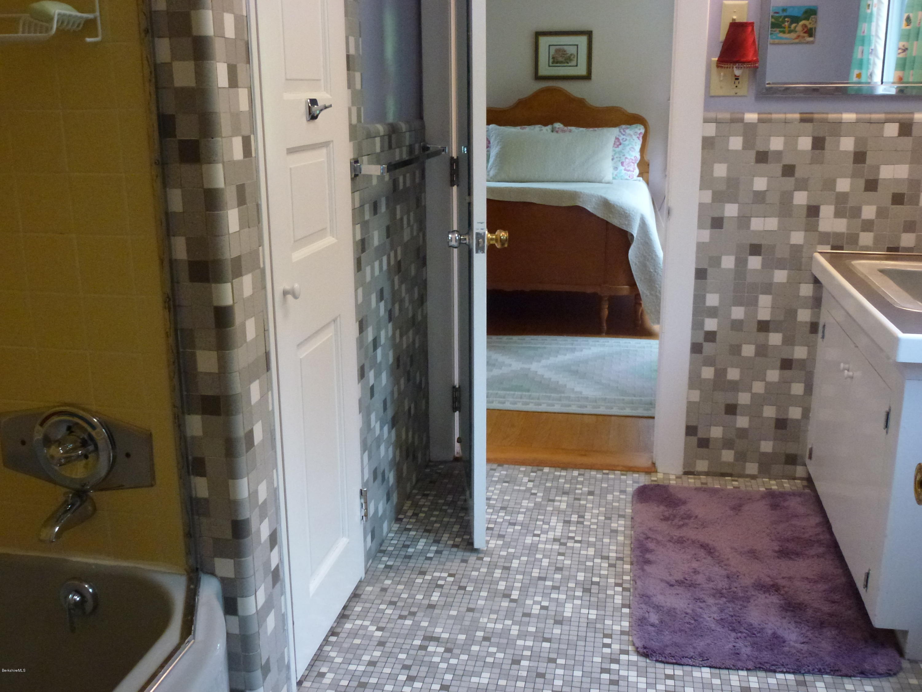 912 Cold Spring Road Williamstown, MA 01267 - Photo 17 of 36 Jack & Jill Bath