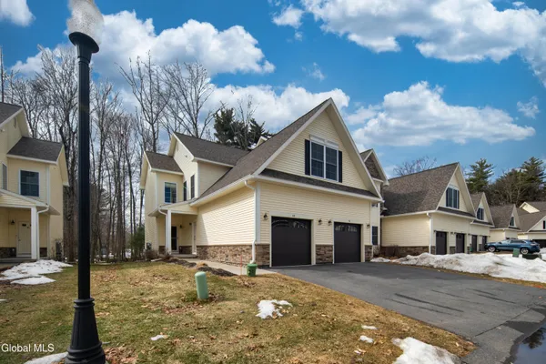 $459,000 | 48 Anthony Place, Ballston, NY 12020