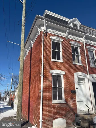 $1,295 | 131 East Maple Street, York, PA 17401