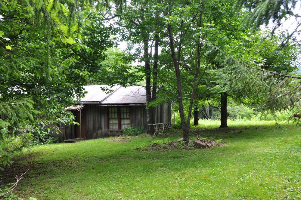 69 Ridge View Lane Sandstone, WV 25985 - Photo 32 of 63 Gallery Image 32