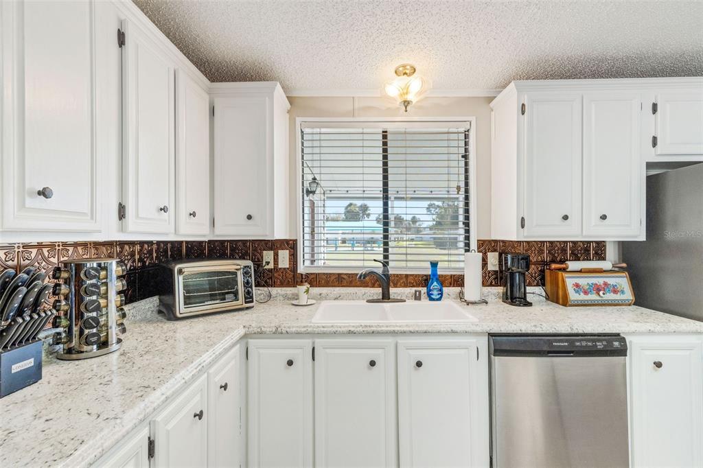 70 Mockingbird Lane Ellenton, FL 34222 - Photo 16 of 67