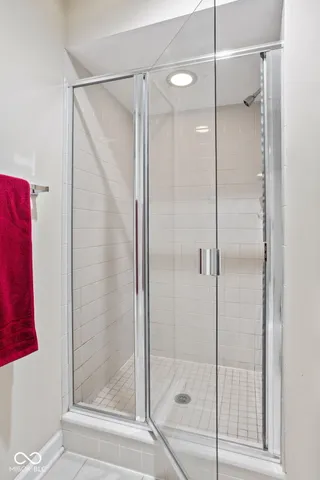 $300,000 | 8751 Jaffa Ct Drive East, Unit 33, Indianapolis, IN 46260