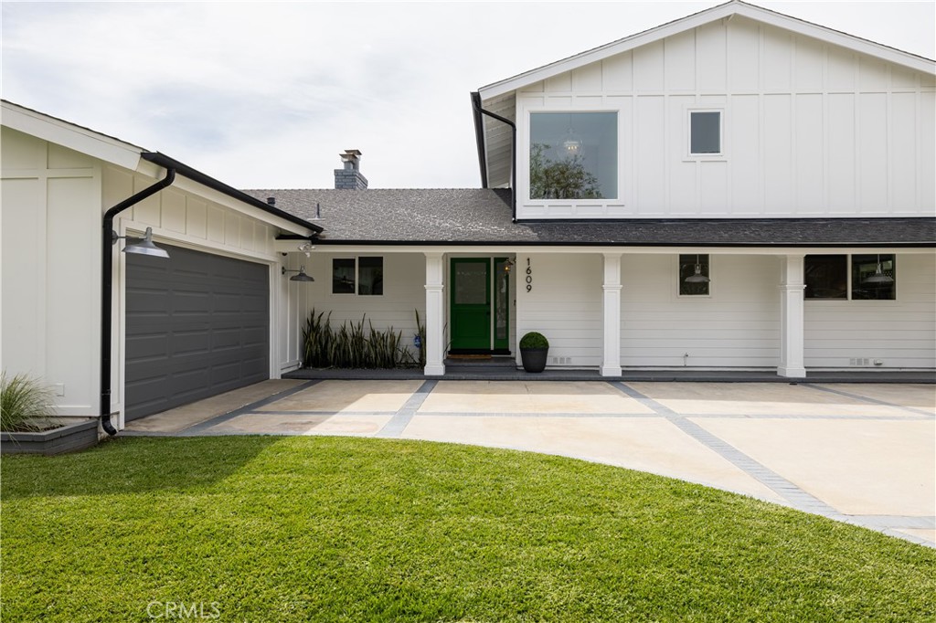 1609 Ruth Lane Newport Beach, CA 92660 - Photo 2 of 39 a view of front a house