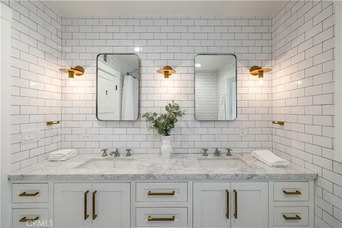 $4,850,000 | 1609 Ruth Lane, Newport Beach, CA 92660