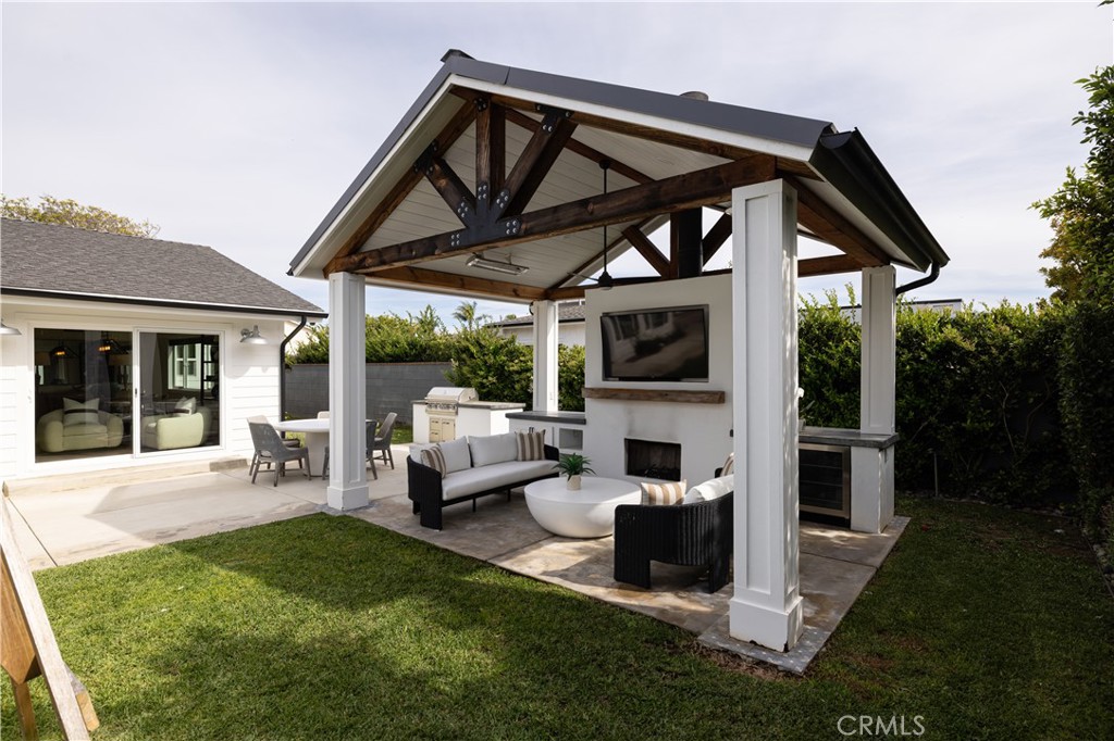 1609 Ruth Lane Newport Beach, CA 92660 - Photo 34 of 39 a view of a house with backyard and porch