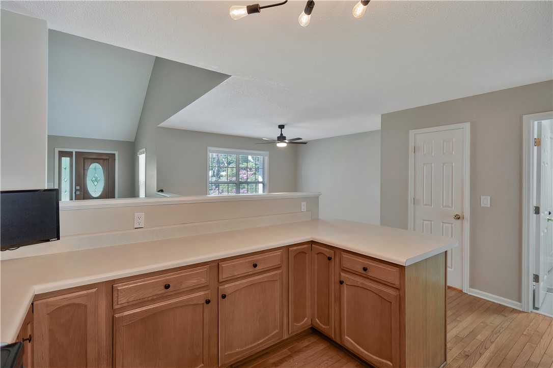 208 Playground Road Walhalla, SC 29691 - Photo 12 of 35 Gallery Image 12