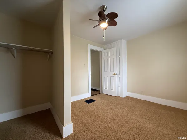 $52,900 | 519 North Charles Street, Macomb, IL 61455
