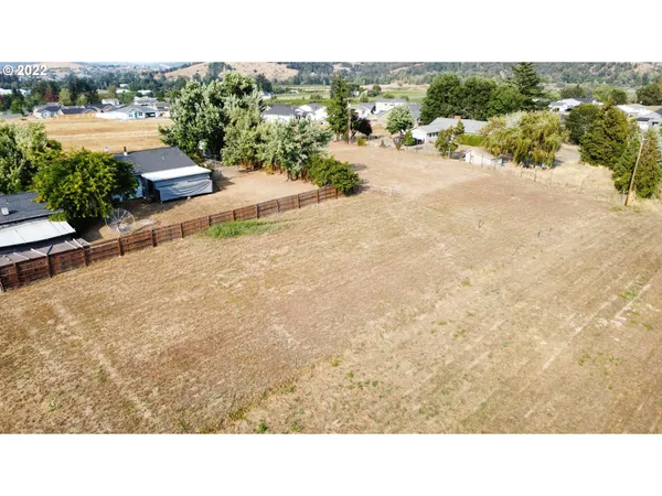 $590,000 | 350 View Point Terrace, Winston, OR 97496